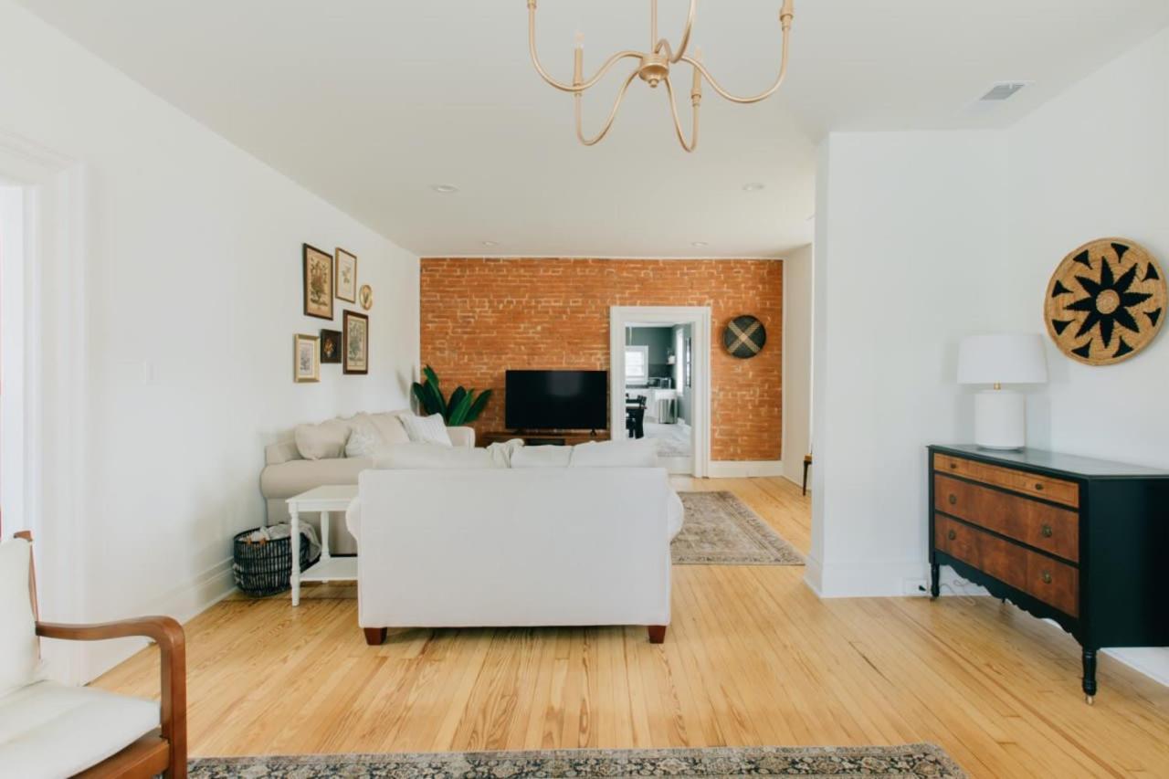 Newly Renovated Vintage Inspired Large 4 Bedroom Home Mount Joy Exterior foto